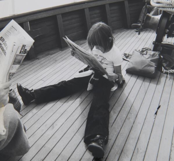 Ines Meyrose in den 1970ern auf einem Schiff