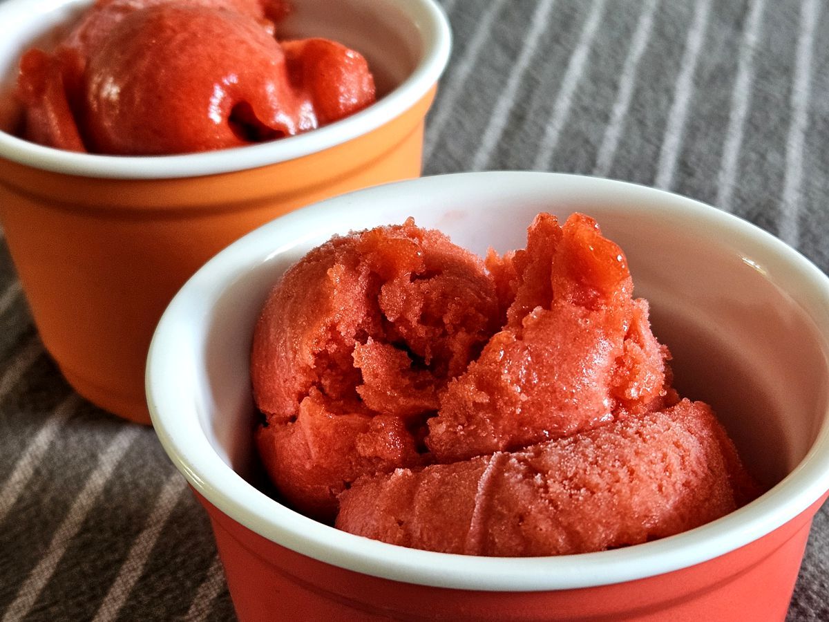 Erdbeersorbet - Eis